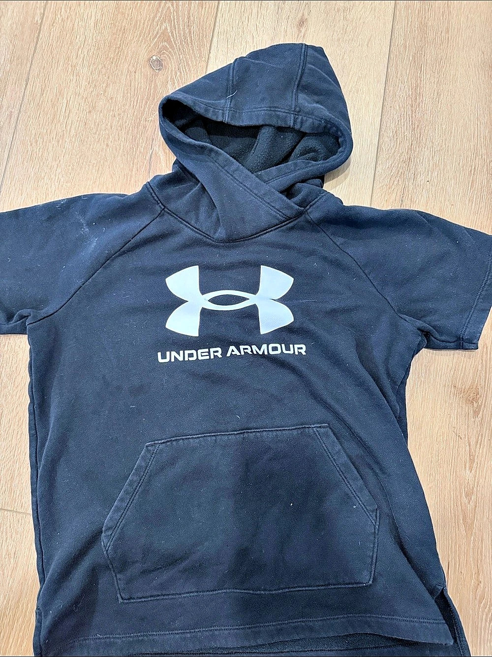 Under Armour Boys Hoodie Short Sleeve Black Size Large